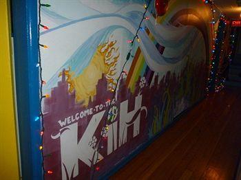 Kelowna International Hostel Exterior photo